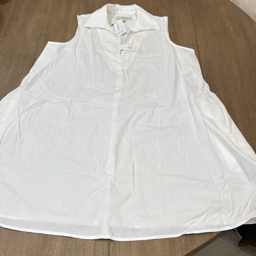 Banana Republic White Sleeveless Dress, NWT, Never worn, excellent condition.